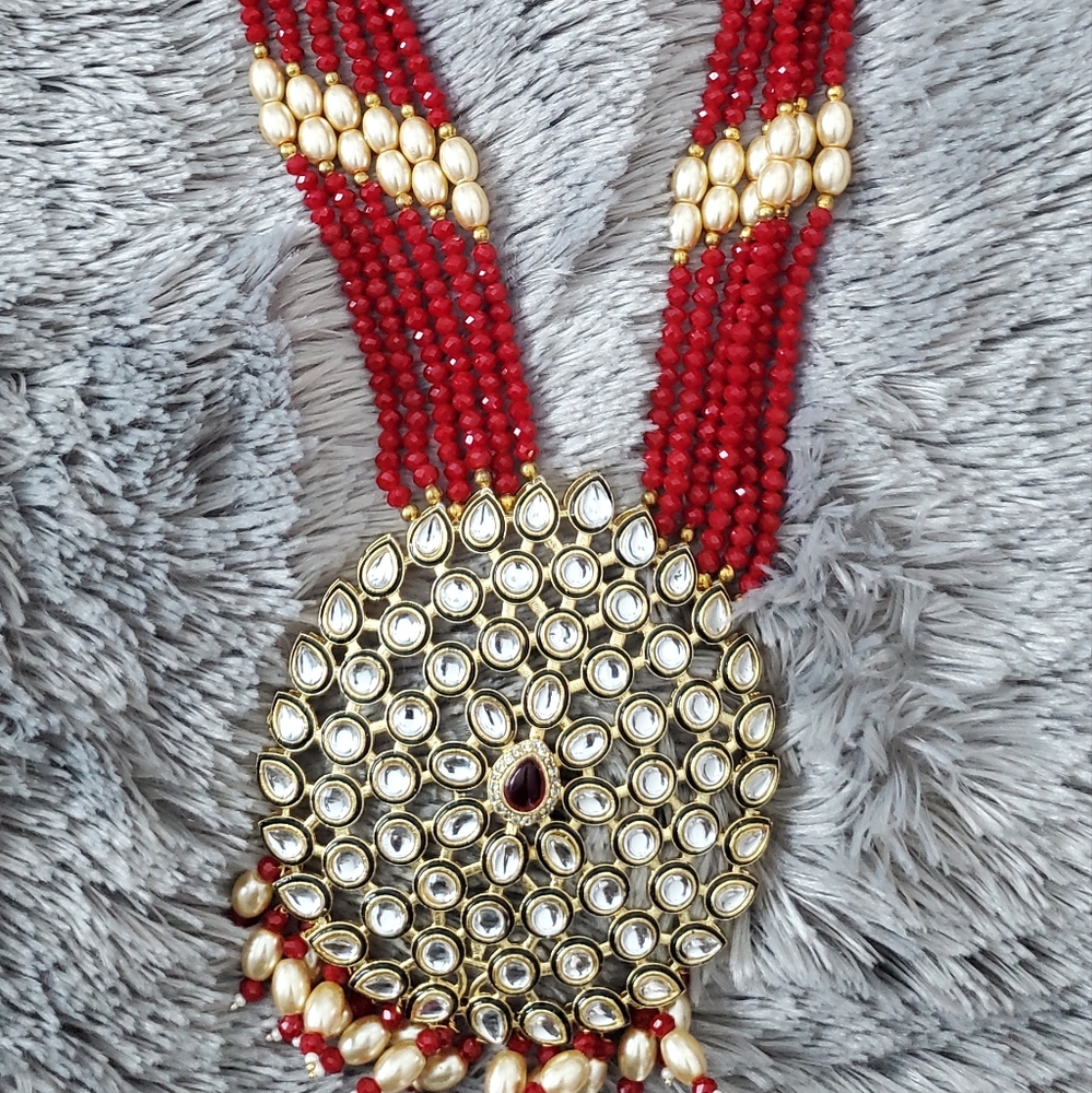 Necklace set